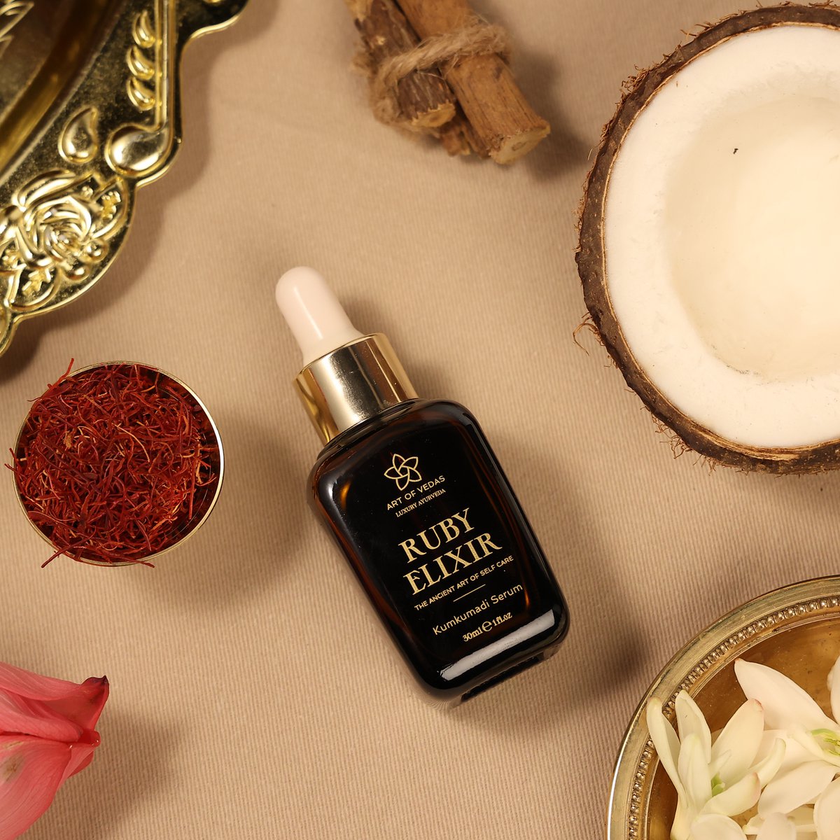 Ruby Elixir Kumkumadi Serum - 30 ml | Ayurvedisch verhelderen en verjongingsserum voor een stralende huid